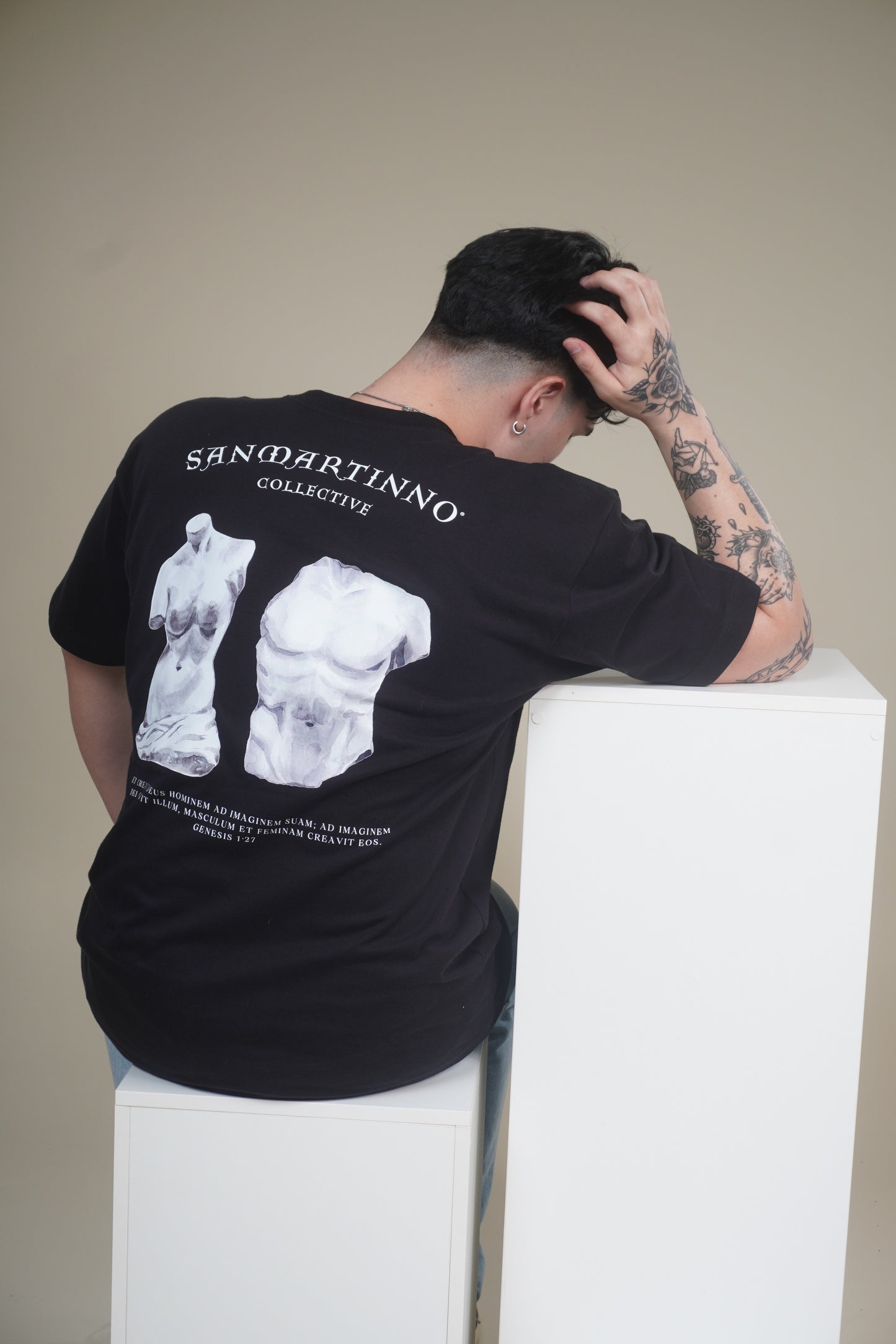 Camiseta Oversized Preta - Imagem e Semelhança