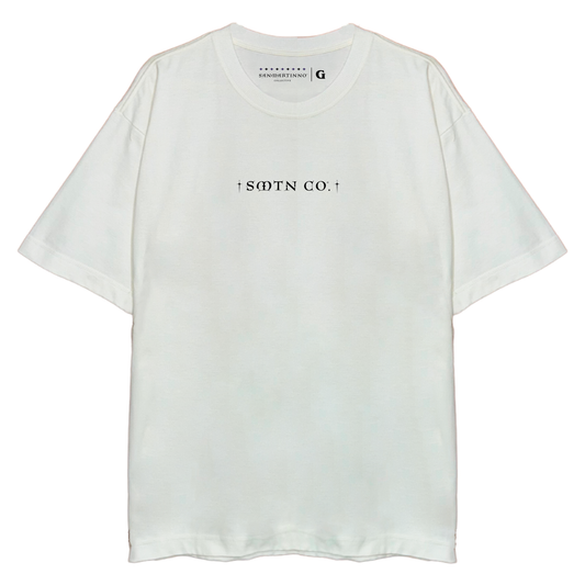 Camiseta Oversized Off-White - SMTN Co. La Cruz