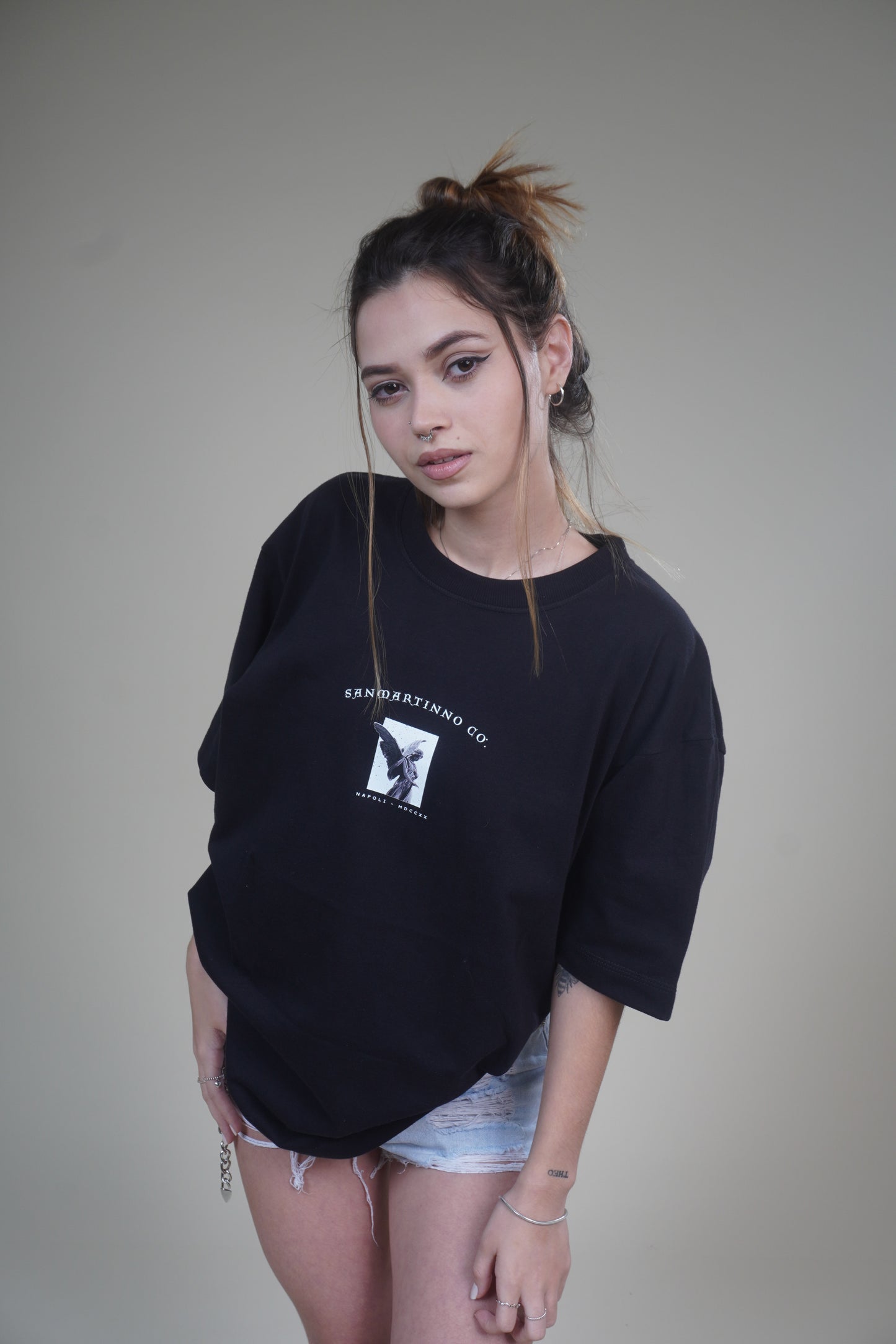 Camiseta Oversized Preta - Giuseppe